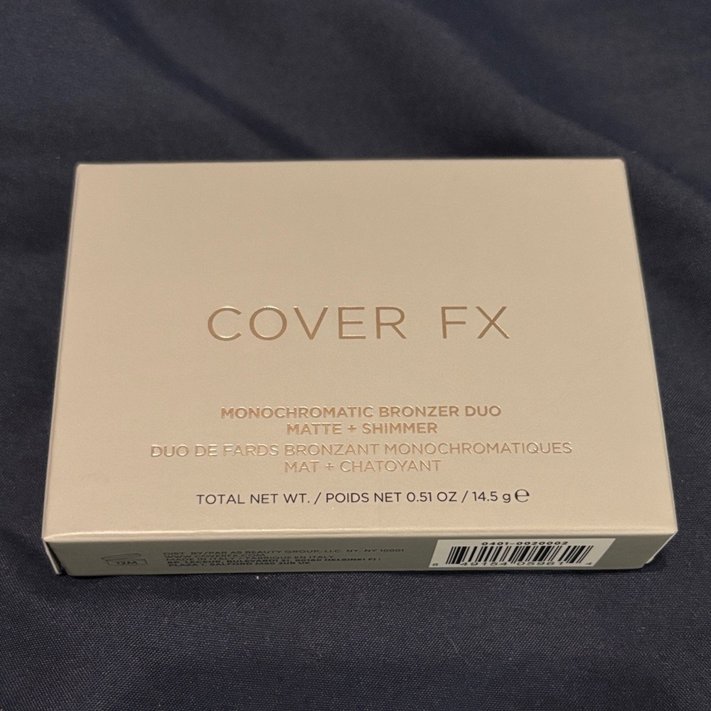 COVER FX Monochromatic Bronzer Duo Matte & Shimmer. Shade is Suntan Bronze